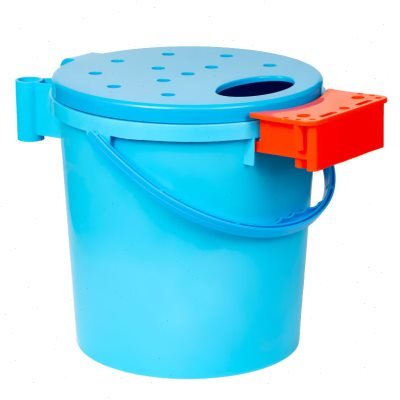 Drums of live fish cans with thick multi-purpose fishing drums and canopy canoes with fishing gear
